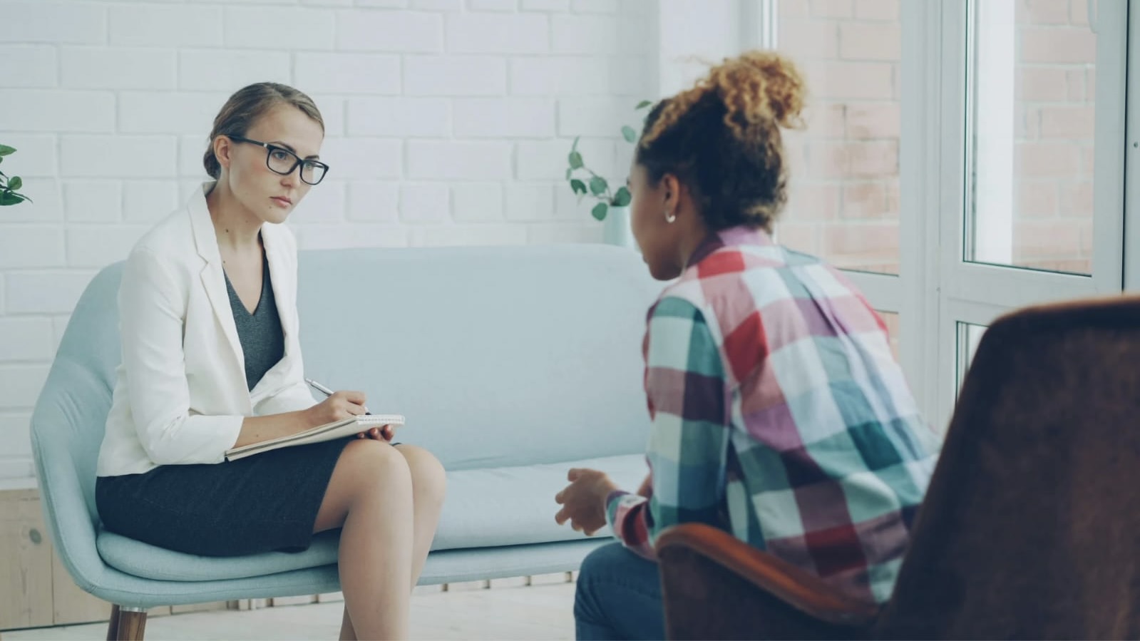 Sessão de terapia com adolescente